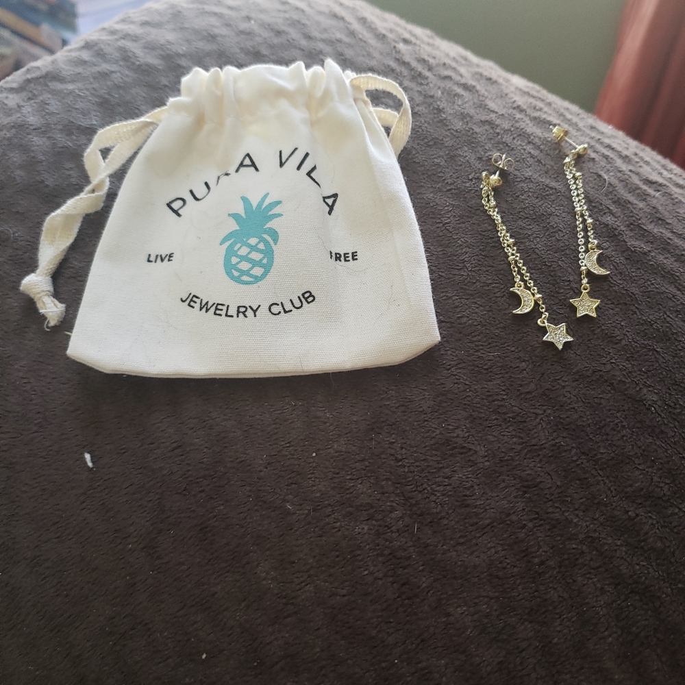 Pura vida gold tone star and moon earrings